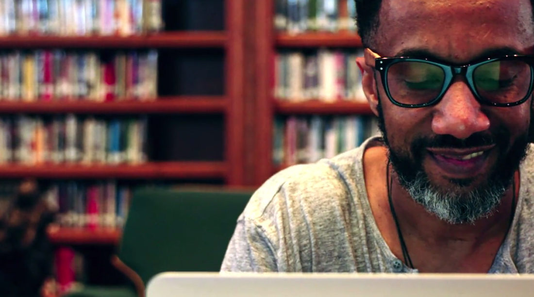 Interview: Scoop Jackson Discusses Racism in Writing, Pushback from ESPN and Compares Writing to Having Sex