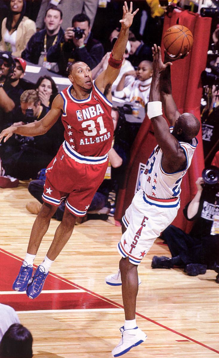 My Vivid Account of the 2003 NBA All-Star Game from My College Apartment