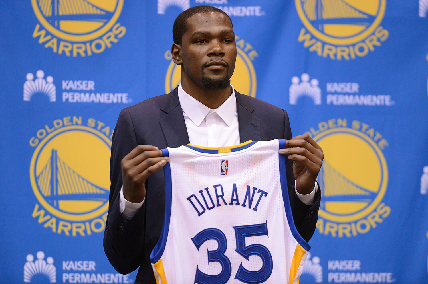 How Fans Have Dehumanized Kevin Durant and Other Athletes for Their Decisions