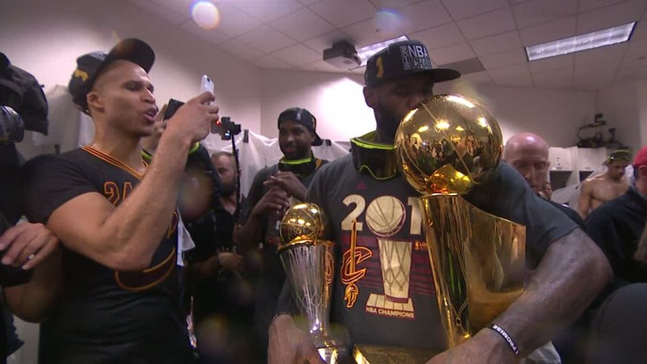 Two NBA Reporters are Releasing a LeBron James Book Called 'Return of the King'