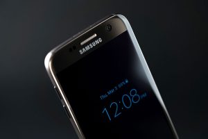 Evan Blass Unveils the Samsung Galaxy S8 via Twitter