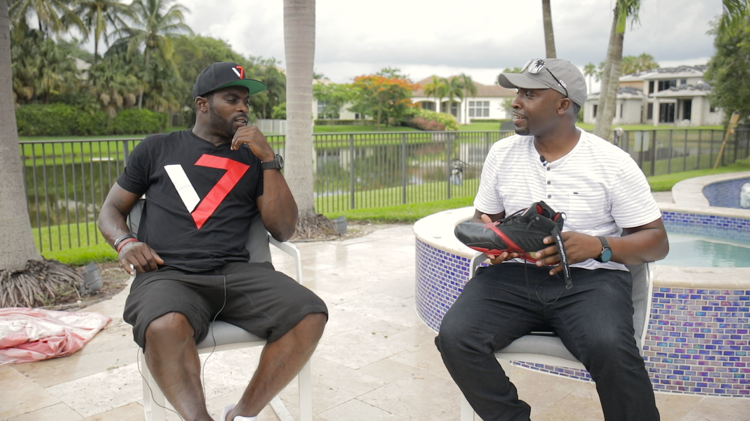 Open the Box: Mike Vick Invites Us Over to Talk History of His Nike Signature Shoe Line - Video